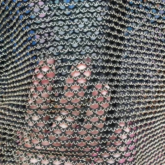 Forever 21 Mesh Crop Top - Picture 4 of 5